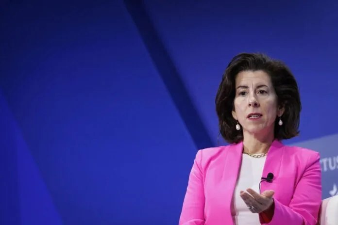 US Needs More Chips Funding as AI Fuels Demand, Raimondo Says