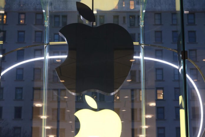Apple stops 'thinking different' and joins the AI herd: Morning Brief
