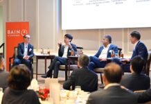 Unlocking AI Potential: Bain & Company Launches Comprehensive Guide for CEOs and Expands with New Singapore Hub Mobile phone conducting a search as over half of us now use AI to search the web, yet the stubbornly low data accuracy of common tools creates new business risks.